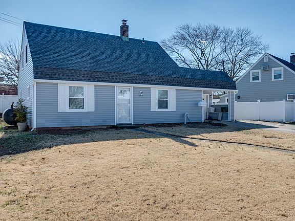 3rd image of 78 Haven Ln