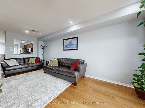 4th image of 771 Cornell Rouge Blvd