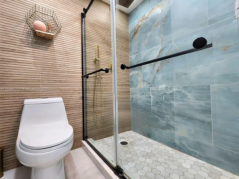 3505 S Ocean Dr #1502 — Photo 18