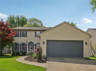 9760 Tannery Way, Olmsted Falls, OH 44138