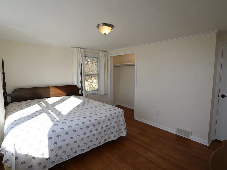 2548 E Lake Rd — Photo 11