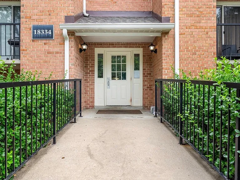 18334 Streamside Dr #101 — Photo 17
