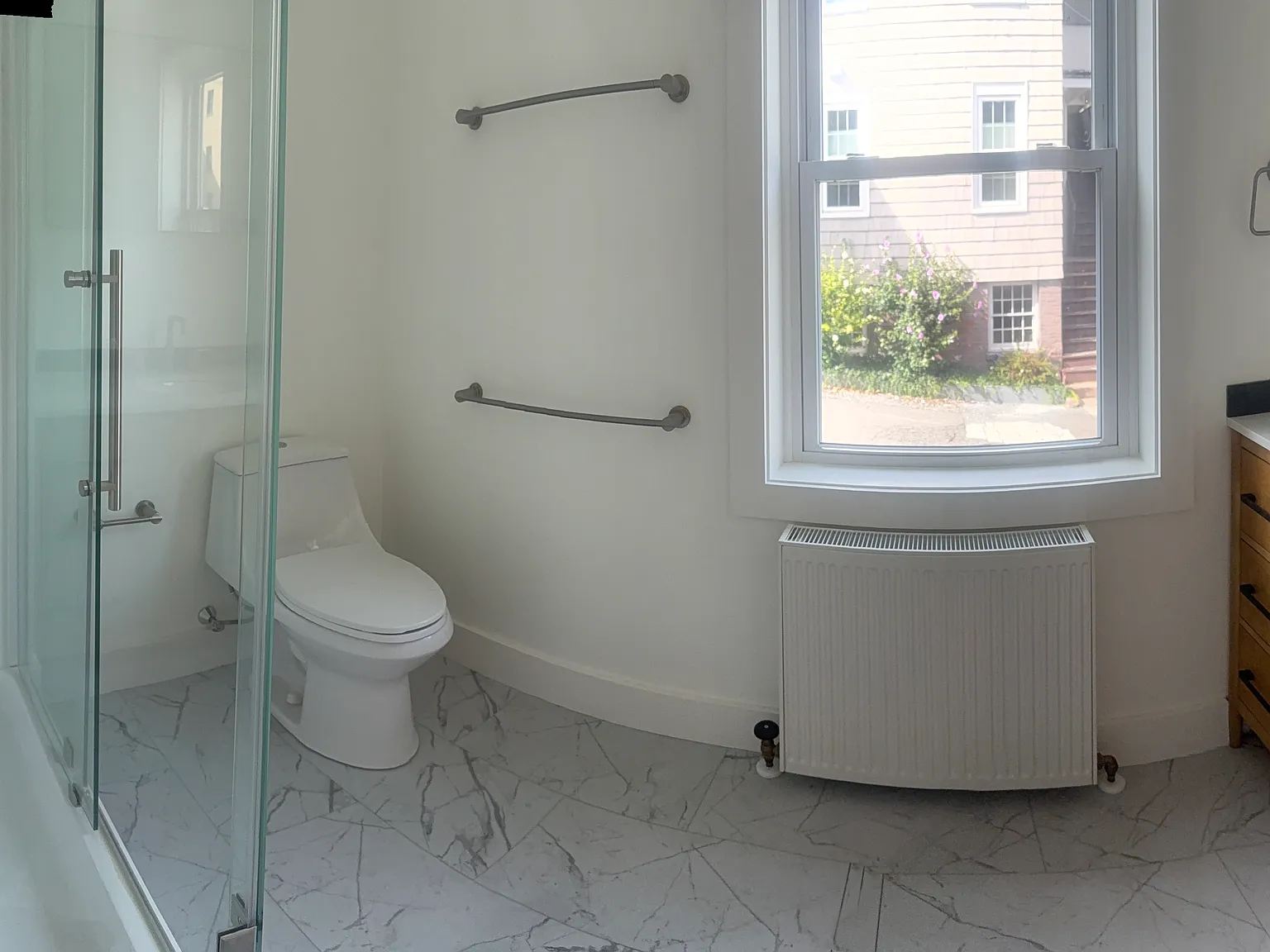 1 bed, 730 sqft, $1,700 — Photo 2