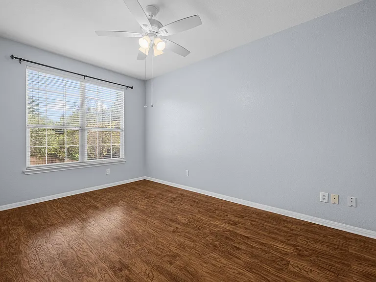 11905 Lake Stone Dr — Photo 19
