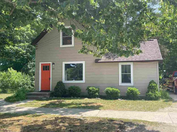 213 Bridge Street, East Jordan, MI 49727