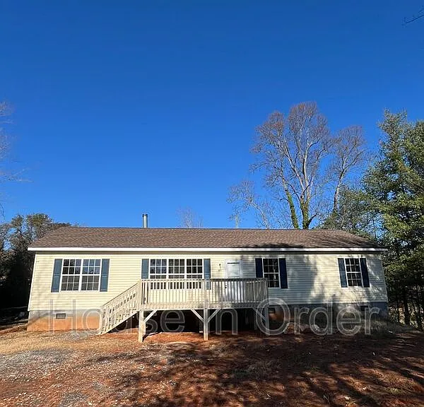40 Wildwood Park — Photo 1