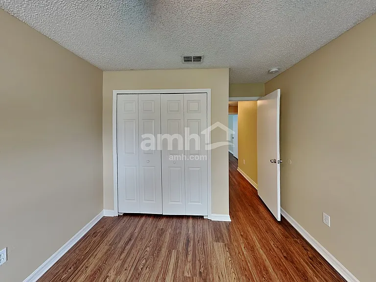 109 Placid Woods Ct — Photo 15