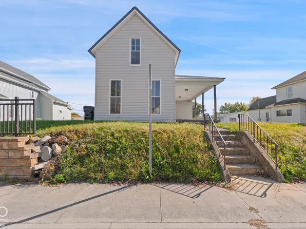 127 S Main St, Summitville, IN 46070
