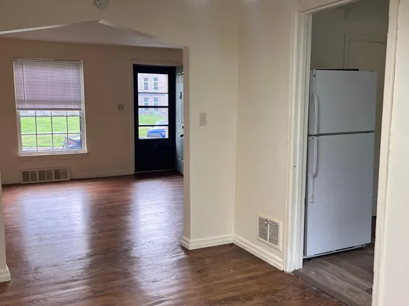 32 Seminary Ave APT B, Dayton, OH 45403