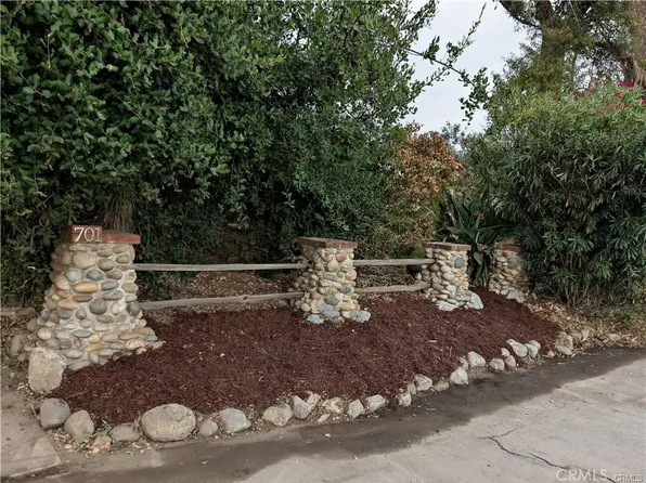 701 E Palm St, Altadena, CA 91001