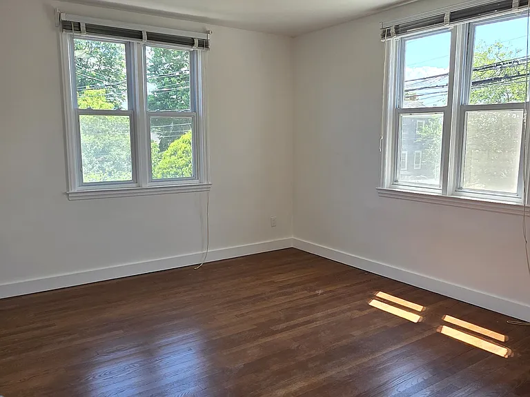 512 Minnieford Ave #1 — Photo 4