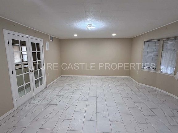 4th image of 1901 Grande Blvd SE