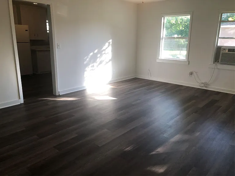 111 Wheaton St — Photo 11