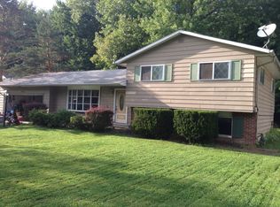 7961 Bellflower Rd, Mentor, OH 44060