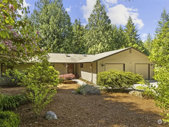 8 Topsail Lane, Port Ludlow, WA 98365