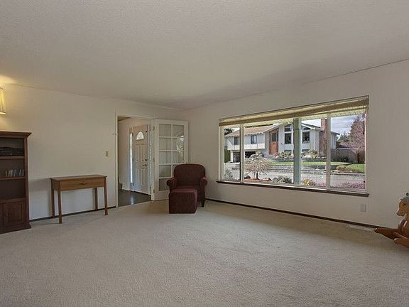 2nd image of 6524 126th Ave SE