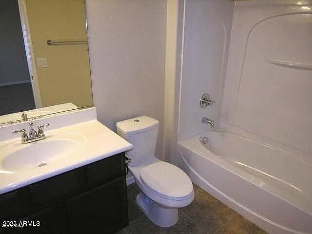 609 E Pearce Rd — Photo 11