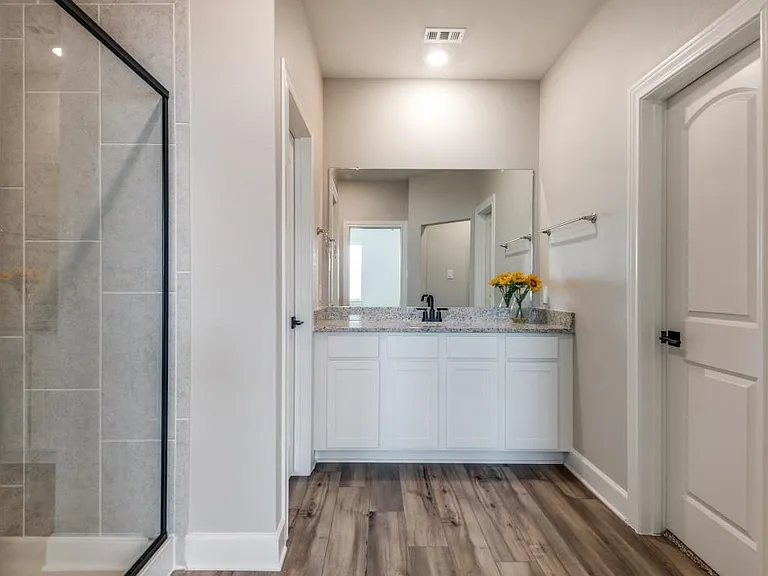 1009 Calhoun Dr — Photo 15