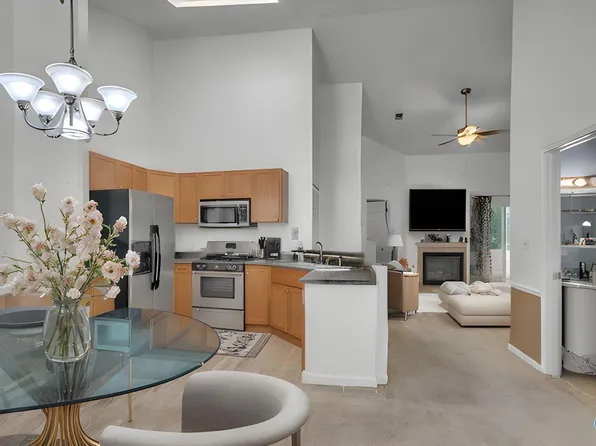 1155 Old Monrovia Rd APT 2N, Huntsville, AL 35806