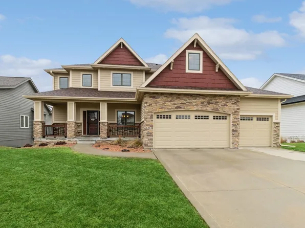 1212 NW 7th Ct, Grimes, IA 50111