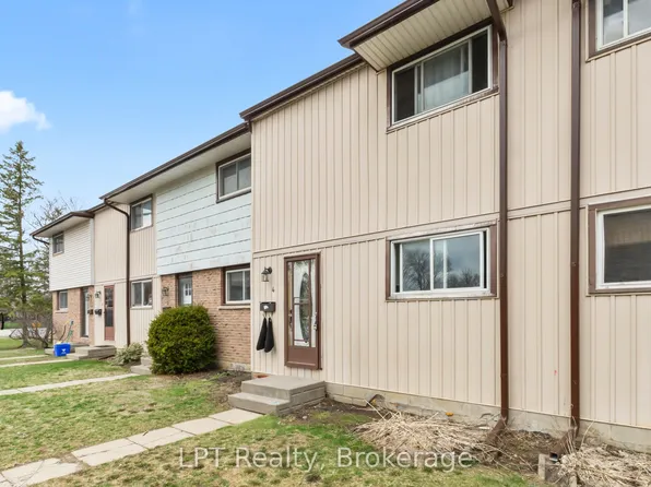 4 Tiffany Pl, Quinte West, ON K8V 6A3