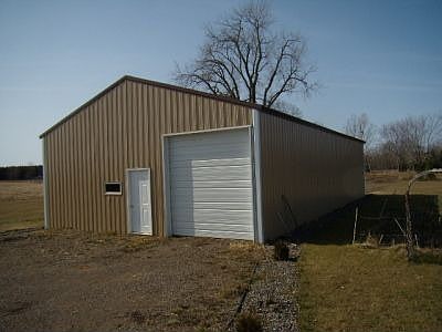 4th image of 346 Fish Lake Dr