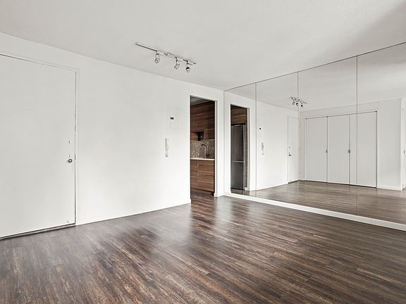 4th image of 233 E 86th St APT 16A