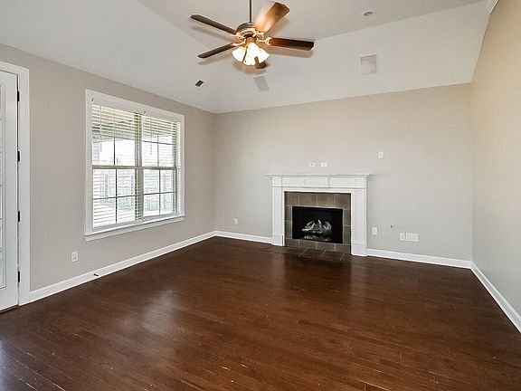 4th image of 4294 Dockery Dr