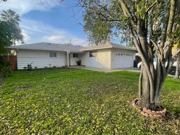 6129 Kermit Ln, Stockton, CA 95207