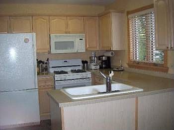 4th image of 1825 Wilmette Ave Unit C