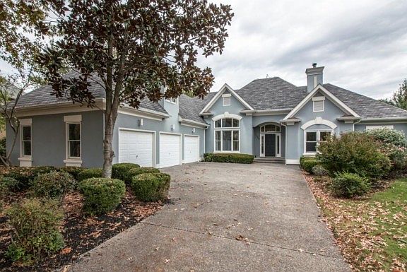 2nd image of 3038 Saint Johns Dr