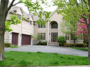 815 Happ Rd, Northfield, IL 60093