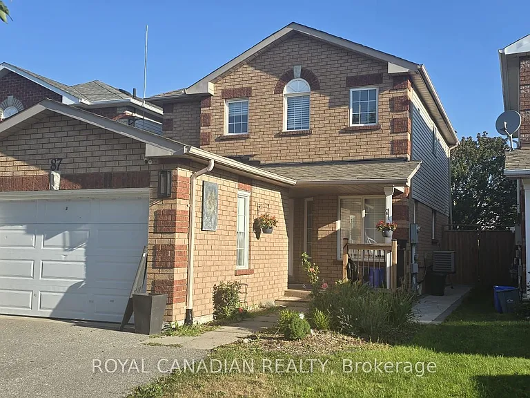 87 John Walter Cres — Photo 2