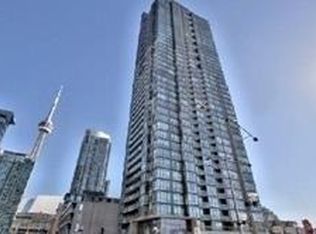 15 Fort York Blvd W #1615, Toronto, ON M5V 3Y4