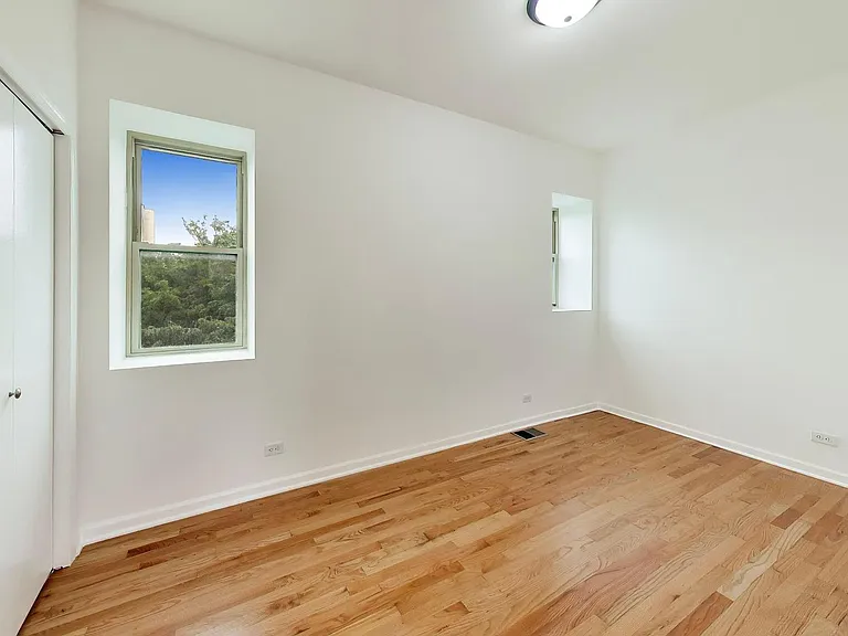 1301 N Oakley Blvd #2B — Photo 20