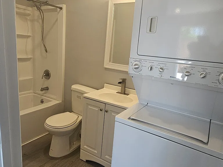 1575 Sheridan Rd — Photo 10