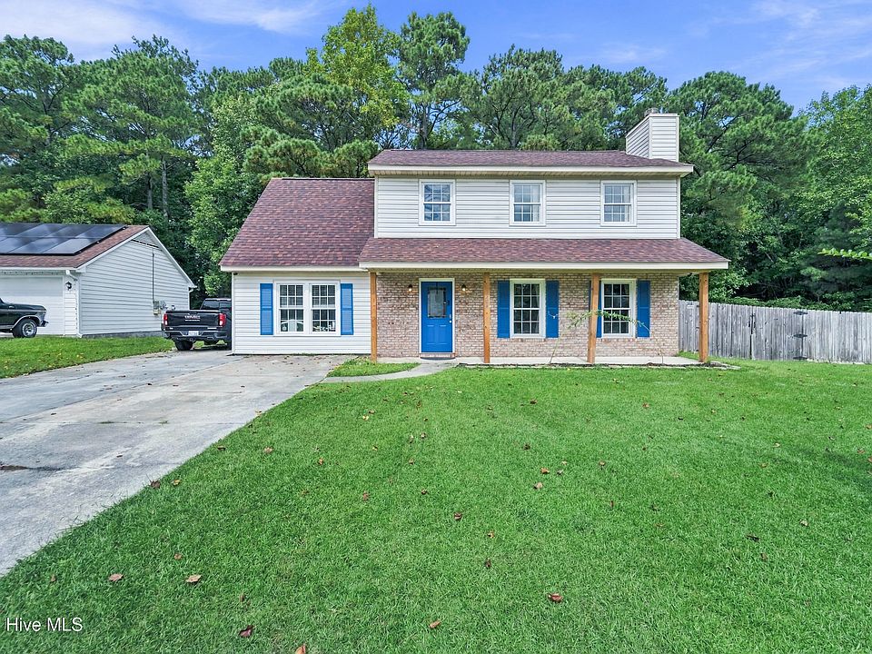 1st image of 304 Pebble Lane