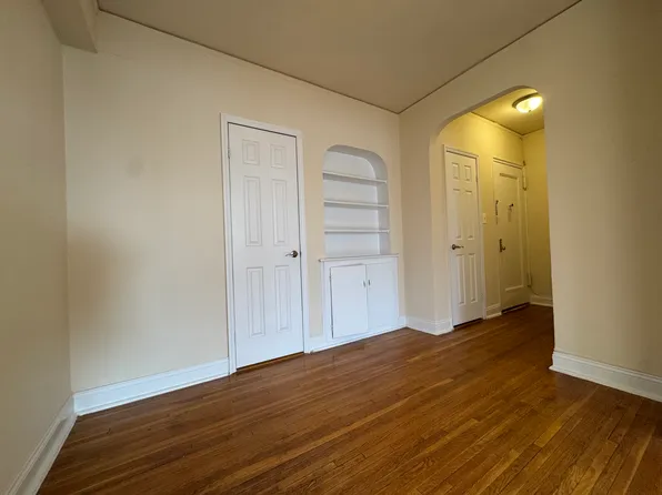 47-09 Skillman Avenue image 10 of 12