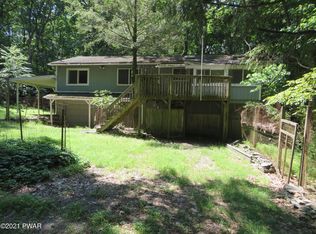 130 Buttercup Ter, Milford, PA 18337