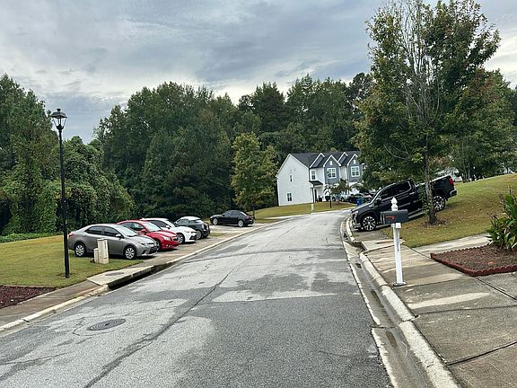 5th image of 6361 Redan Sq