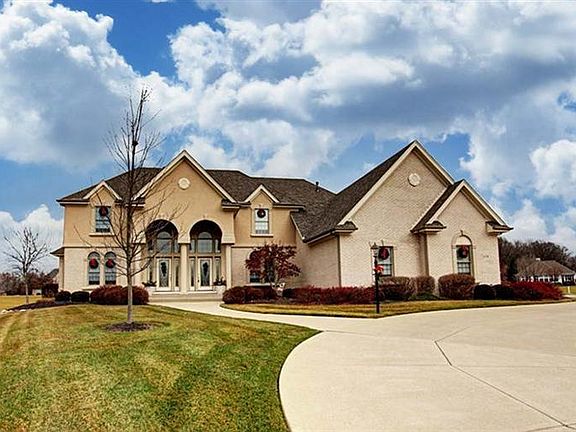 2nd image of 1138 Waters Edge Dr