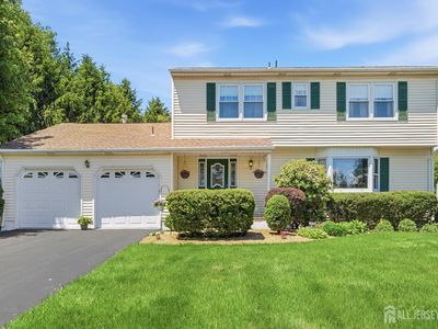 18 Nathaniel St, Monroe Township, NJ, 08831