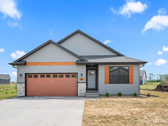 2nd image of 5007 Dostal Dr