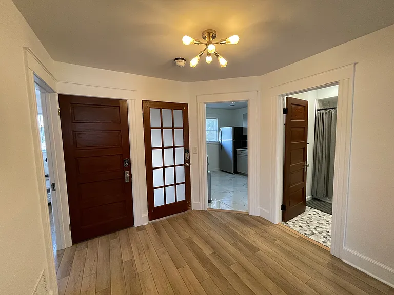 2129 Sunset Ave #2 — Photo 24