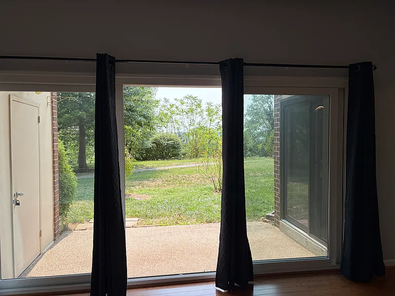 100 Roberts Ln #101 — Photo 27