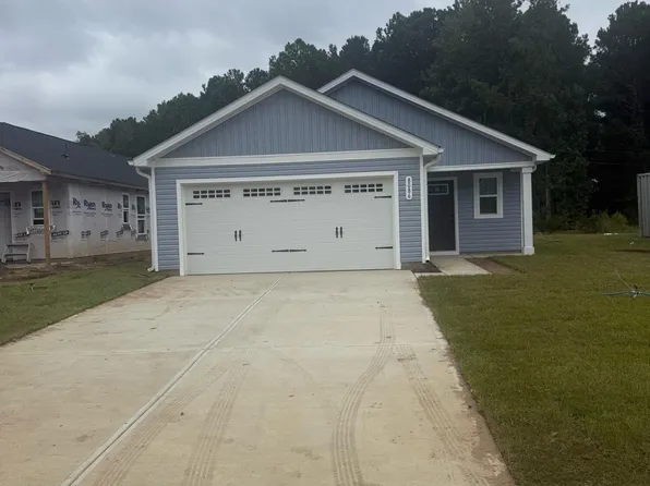 8086 Sterling Oaks Drive NW, Ash, NC 28420