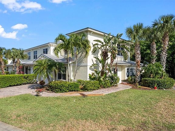 2nd image of 2607 Creekside Drive