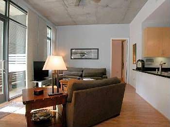 3rd image of 527 10th Ave Unit 212