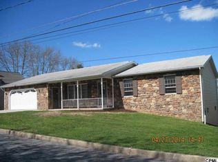1521 Kathryn St, New Cumberland, PA 17070