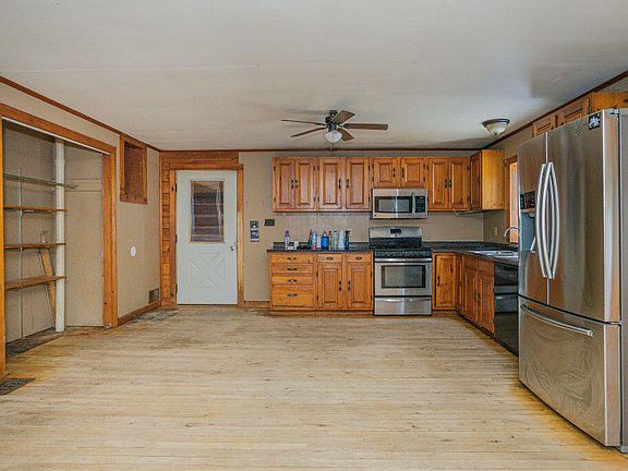 2nd image of 306 Lemon Stream Road